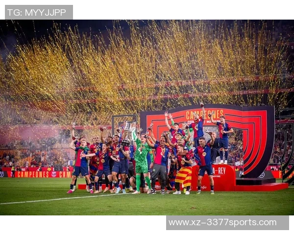 巴萨全新第四球衣发布向2005年经典国家德比致敬